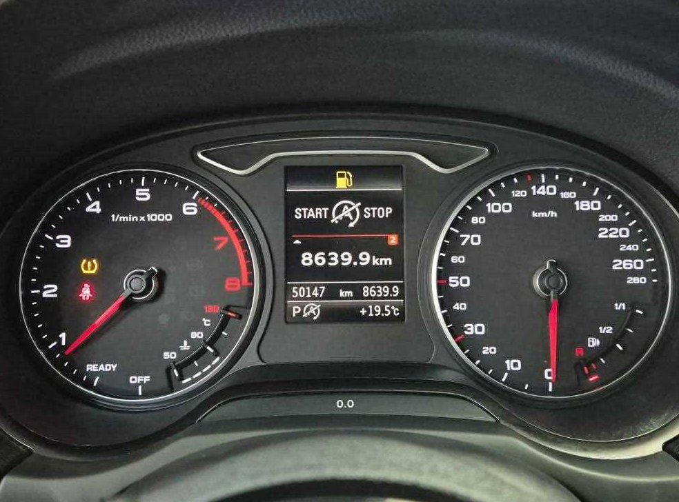 아우디 A3 40 TFSI 사진 6