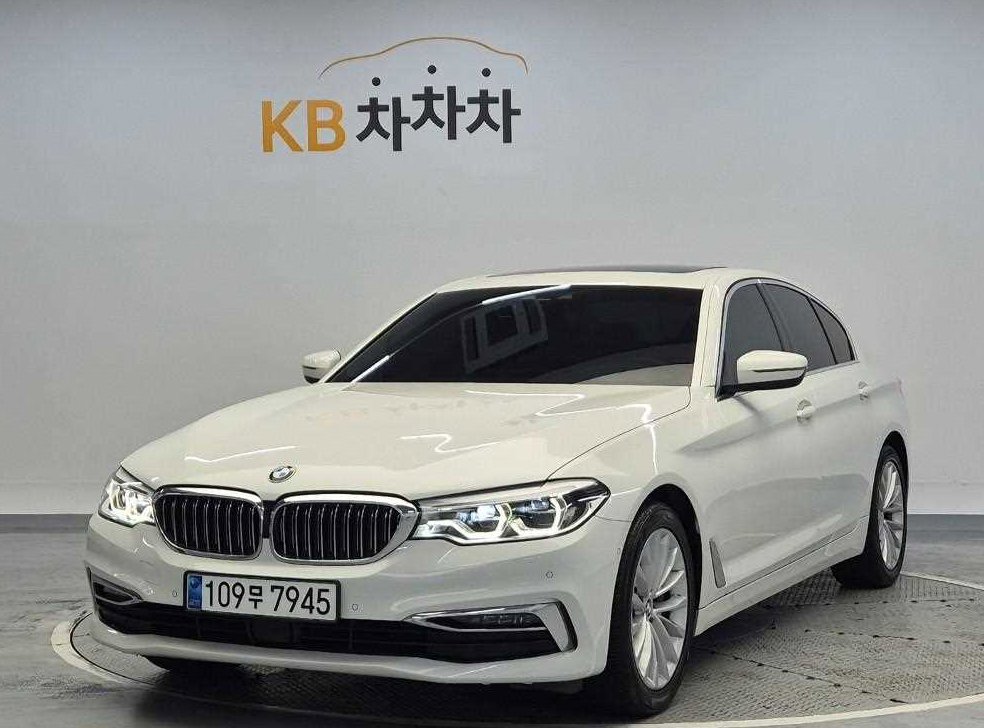 BMW 5시리즈 530i 럭셔리 플러스