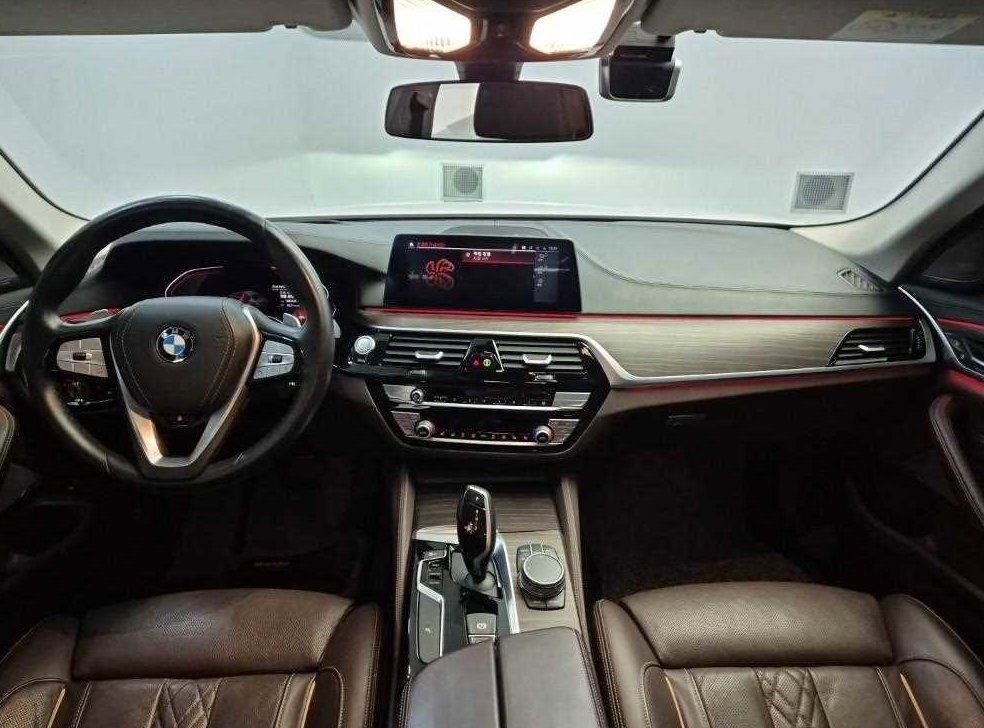 BMW 5시리즈 530i 럭셔리 플러스 사진 7