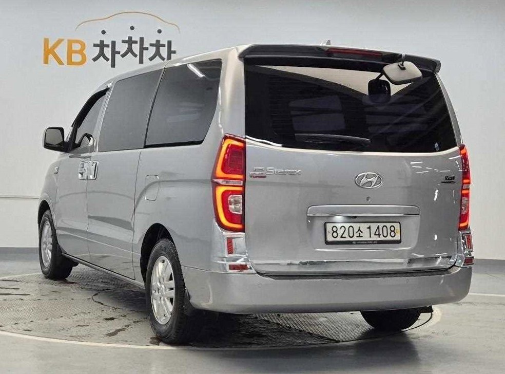 현대 스타렉스 2WD 밴 3인승 사진 2