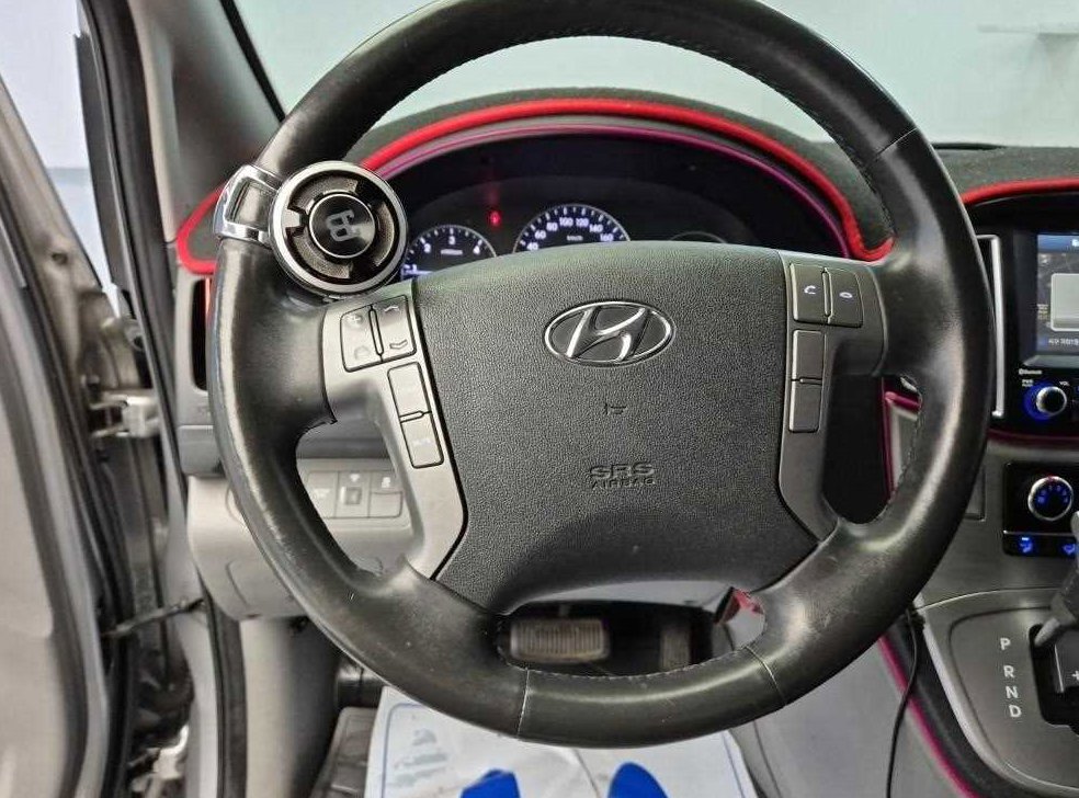 현대 스타렉스 2WD 밴 3인승 사진 8
