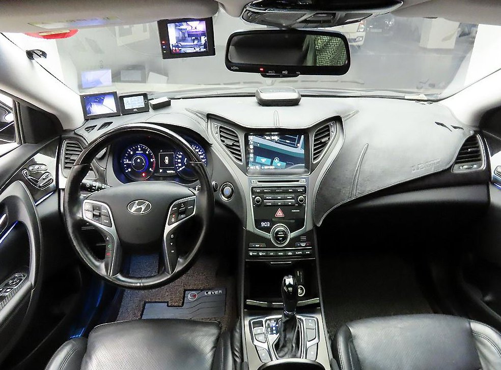 현대 그랜저 HG220 PREMIUM 사진 8