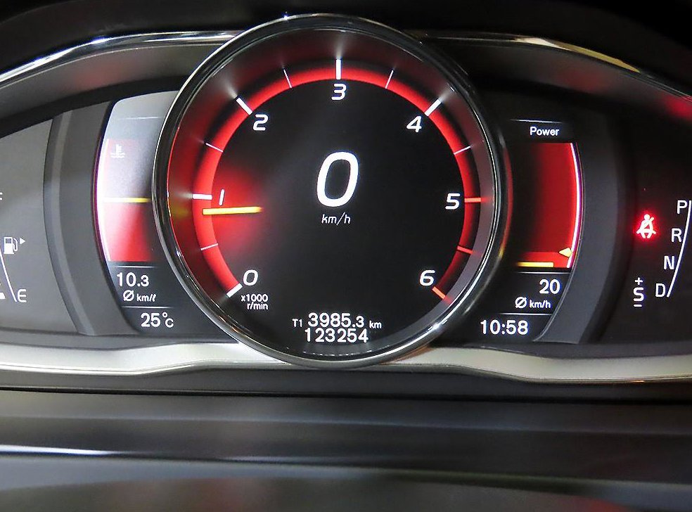 볼보 S60 D3 사진 8