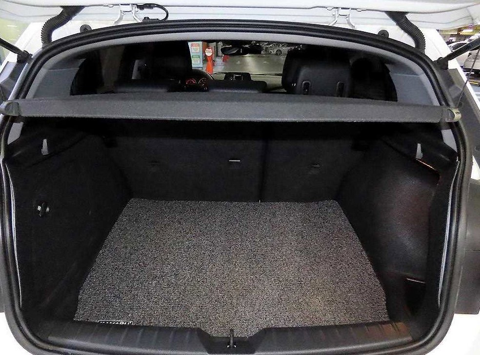 BMW 1시리즈 118d 스포츠 사진 17