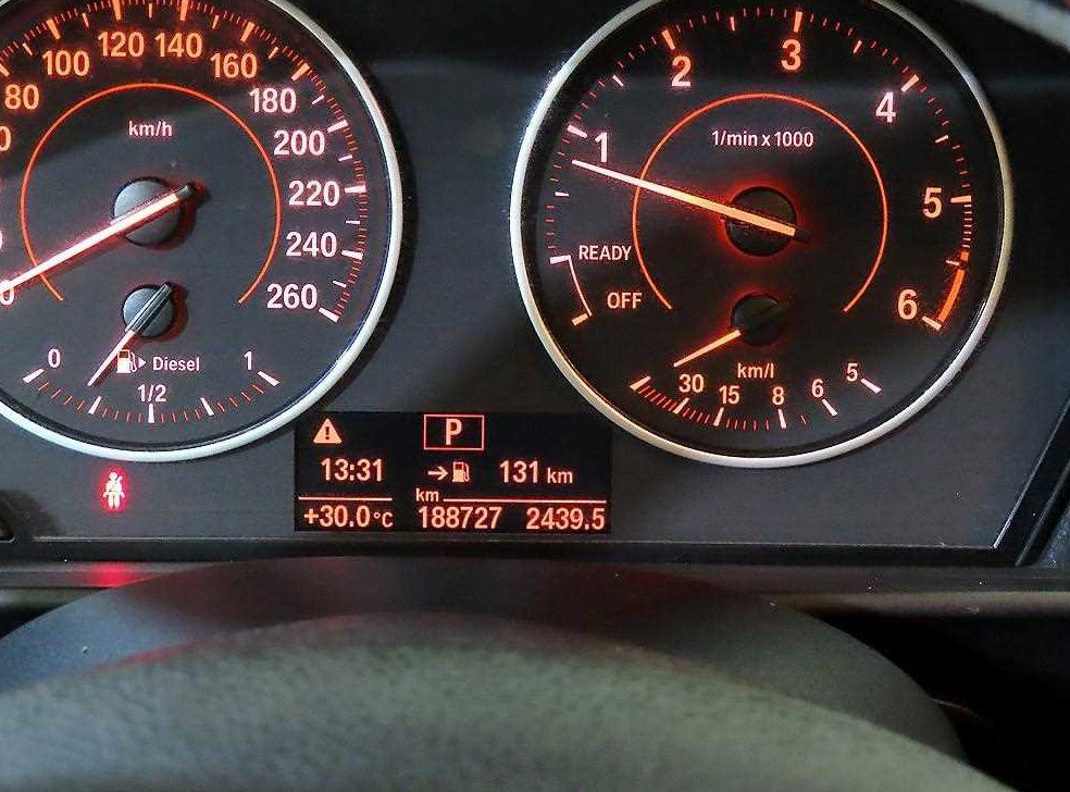 BMW 1시리즈 118d 스포츠 사진 9