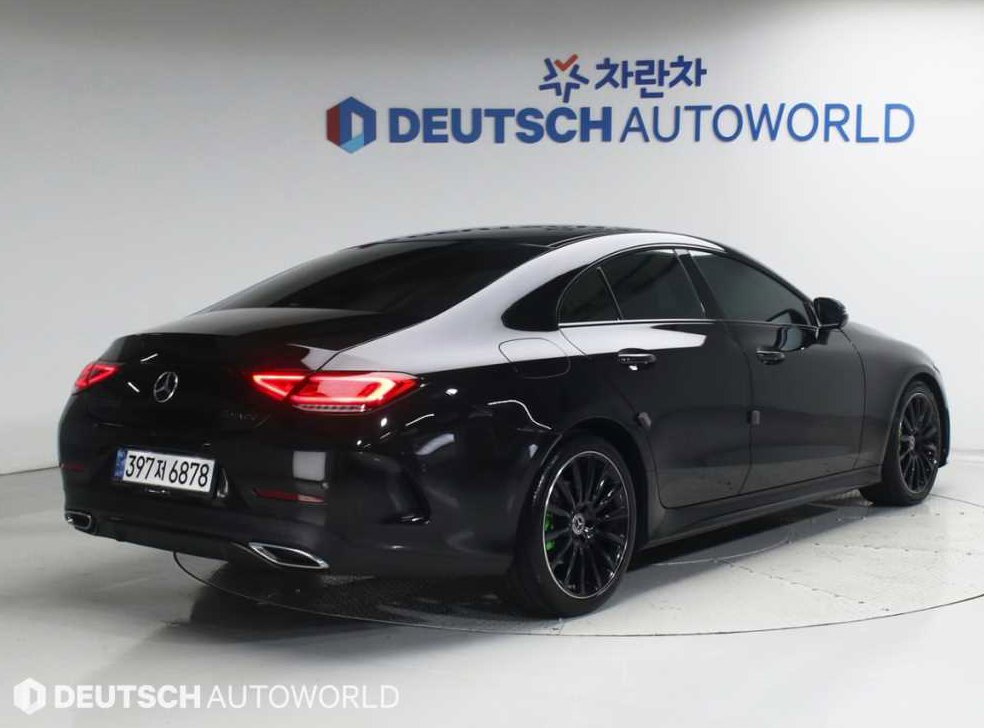 벤츠 CLS 클래스 CLS 300d AMG Line 사진 2