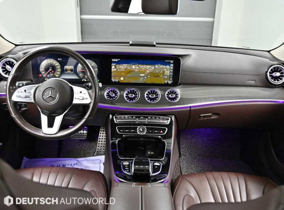 벤츠 CLS 클래스 CLS 300d AMG Line 사진 8