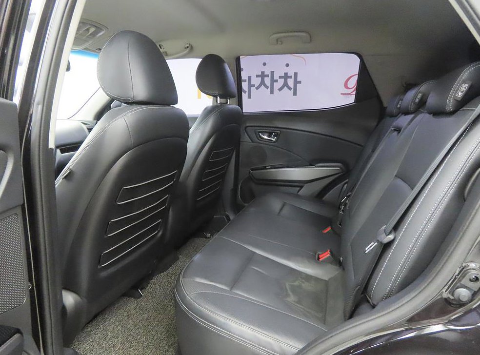 KG모빌리티(쌍용)  티볼리 가솔린 2WD 1.6 VX 사진 6