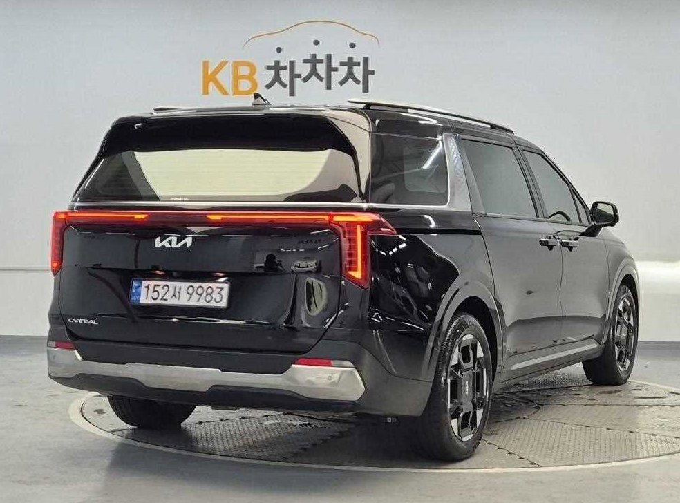 기아 카니발 디젤 9인승 시그니처 사진 3