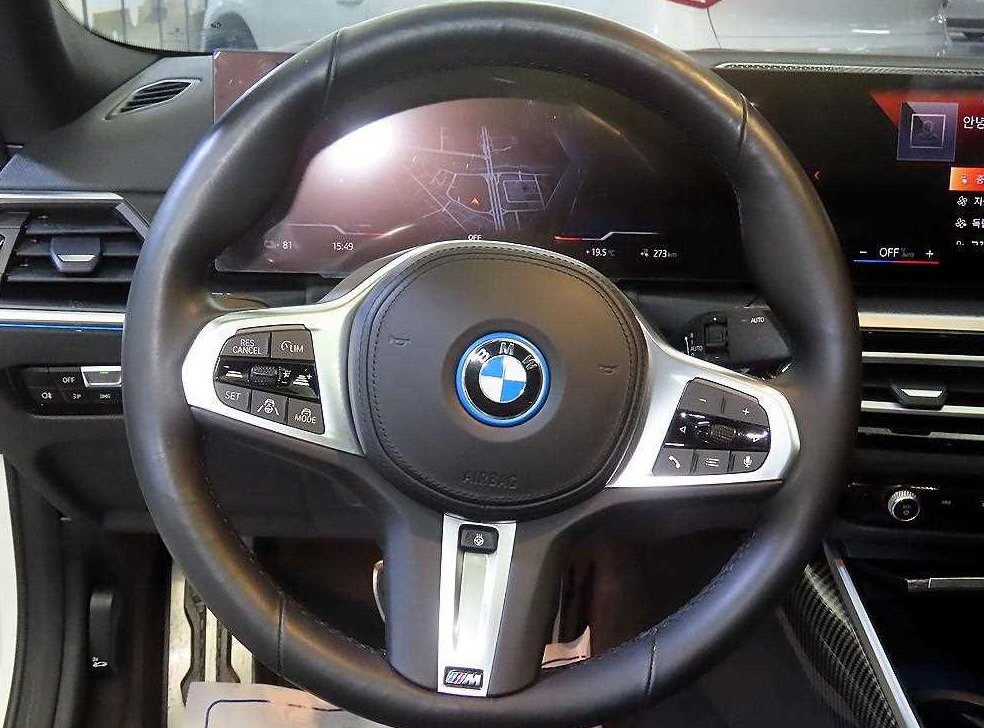 BMW i4 eDrive 40 사진 8