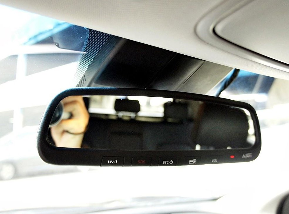 기아 스포티지 2.0 디젤 2WD 사진 12