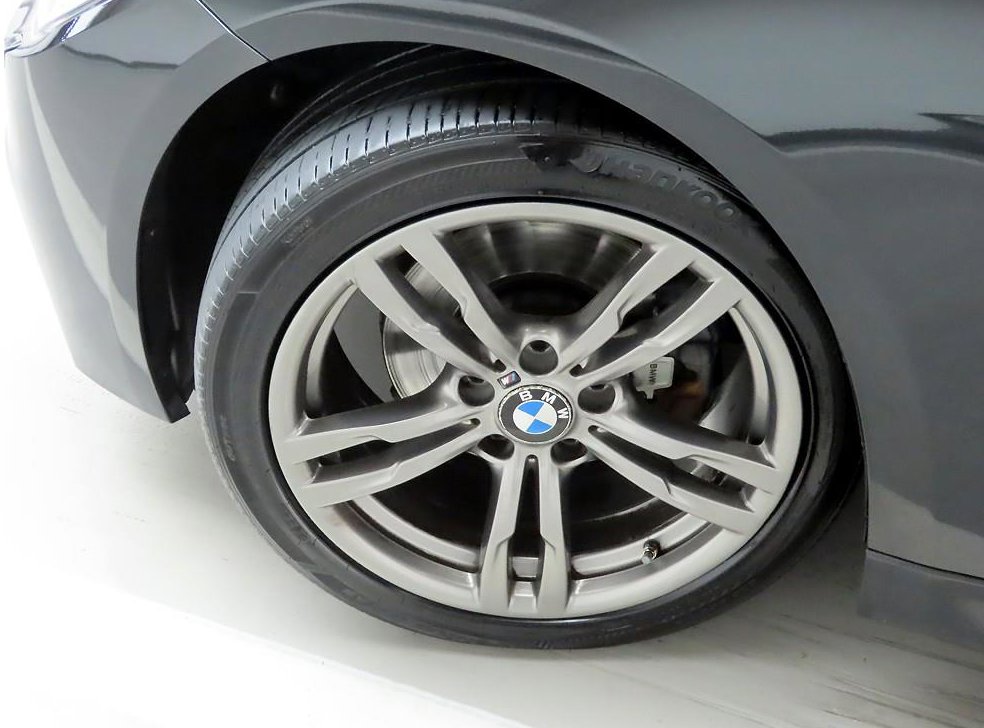 BMW 3시리즈 320d 사진 19