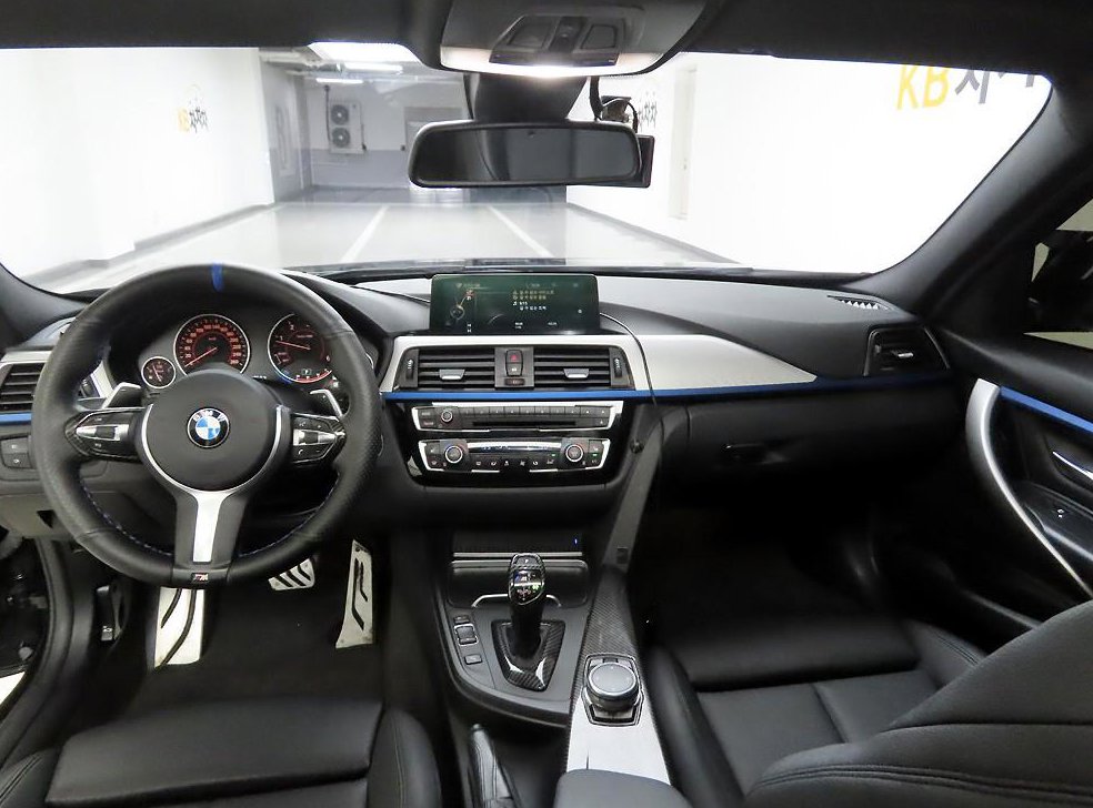 BMW 3시리즈 320d 사진 7