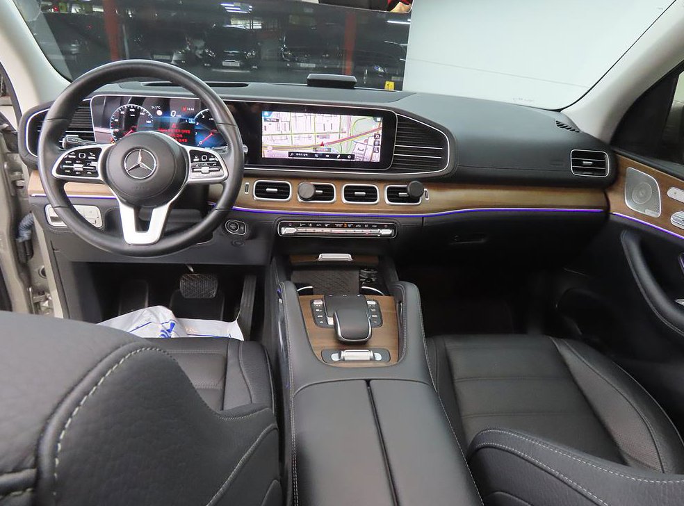 벤츠 GLE 클래스 GLE 450 4MATIC 사진 7