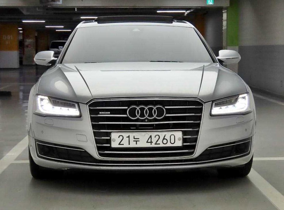 아우디 A8 50 TDI 콰트로 LWB