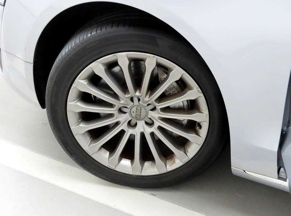 아우디 A8 50 TDI 콰트로 LWB 사진 19