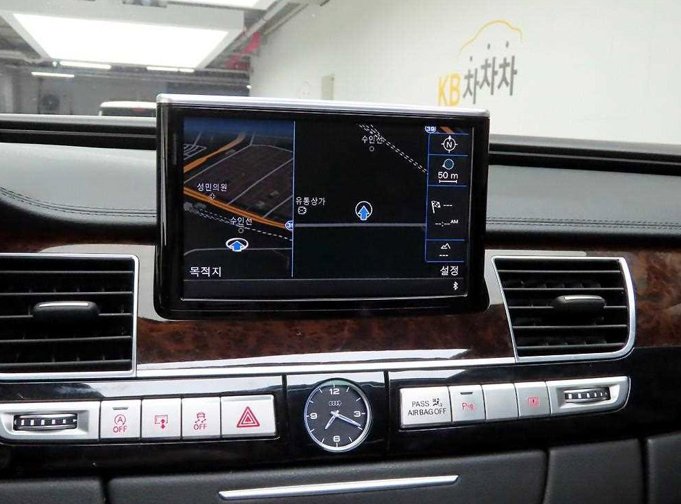 아우디 A8 50 TDI 콰트로 LWB 사진 8