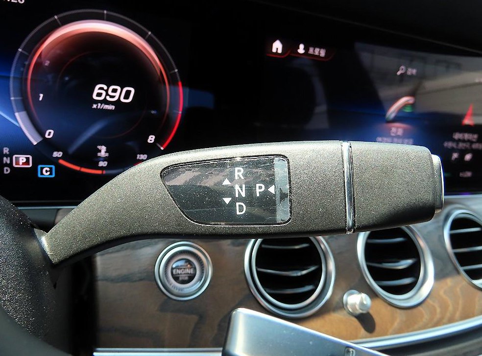 벤츠 E 클래스 E250 익스클루시브 사진 11