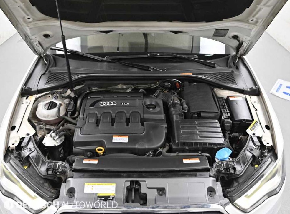 아우디 A3 2.0 TDI 스포트백 다이나믹 사진 6