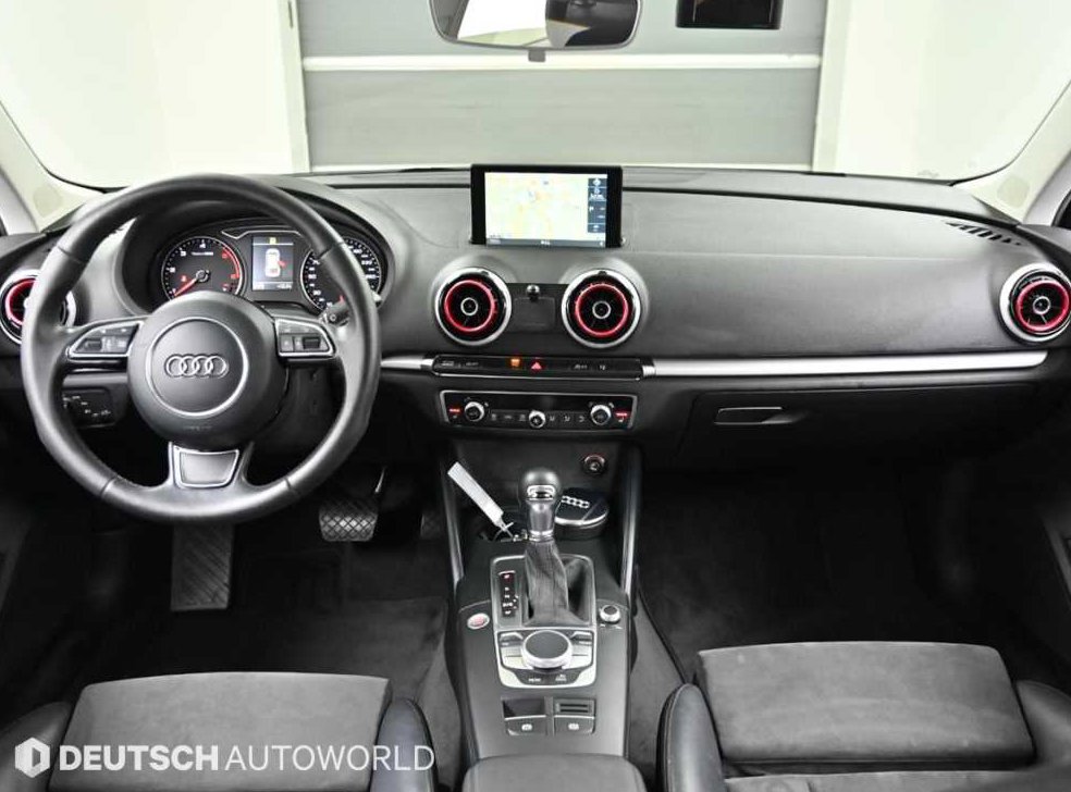 아우디 A3 2.0 TDI 스포트백 다이나믹 사진 7