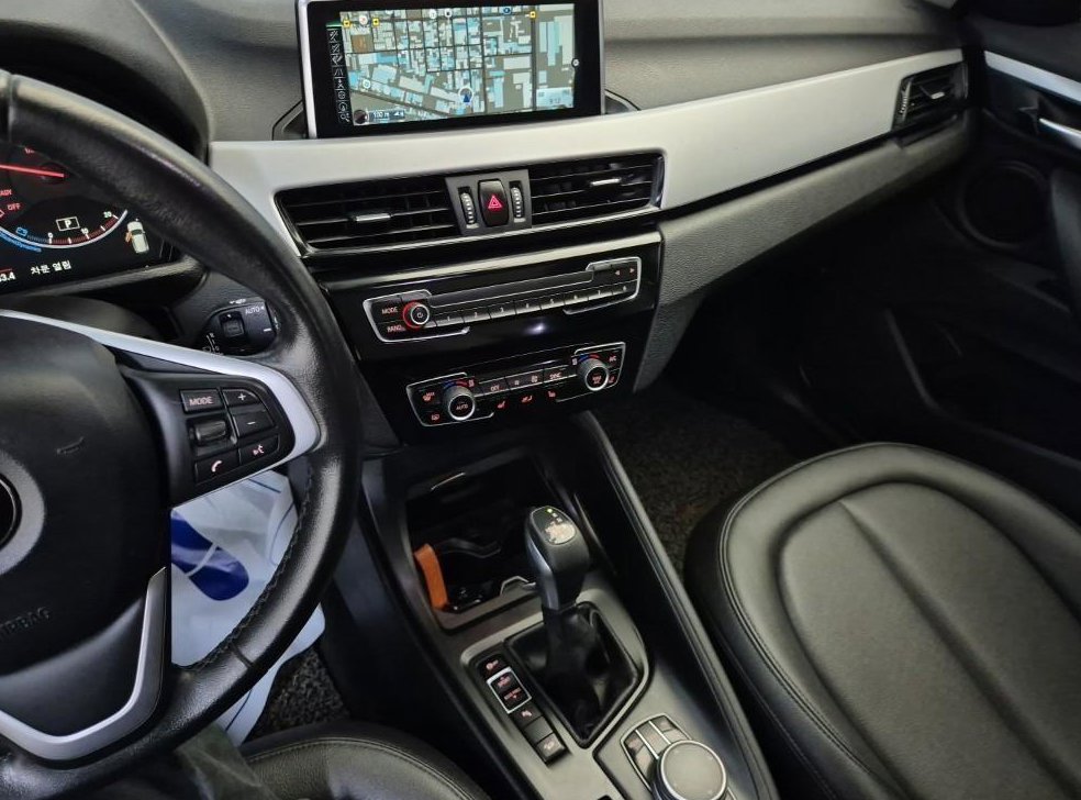 BMW X1 xDrive 18d 사진 10