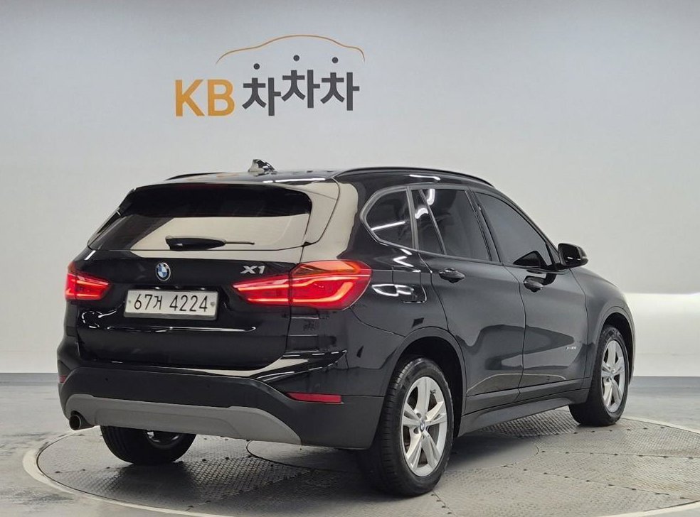 BMW X1 xDrive 18d 사진 3