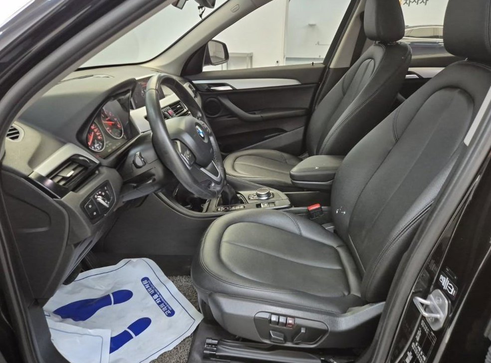 BMW X1 xDrive 18d 사진 8