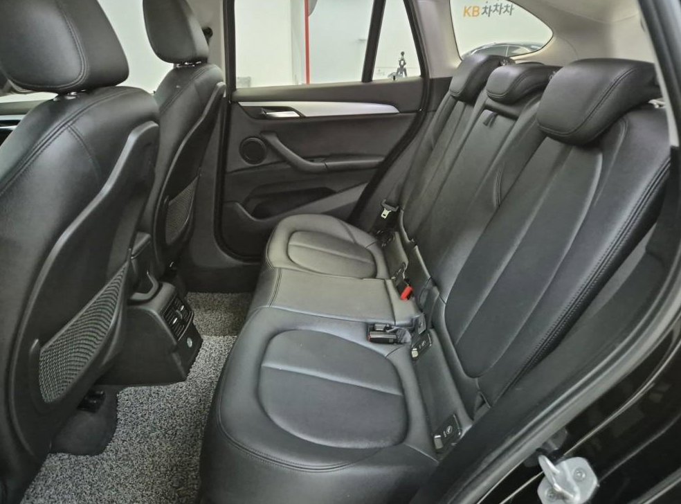 BMW X1 xDrive 18d 사진 9