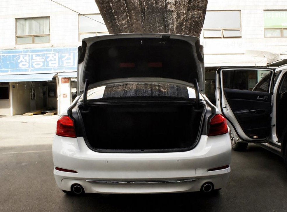 BMW 5시리즈 520i 럭셔리 사진 18