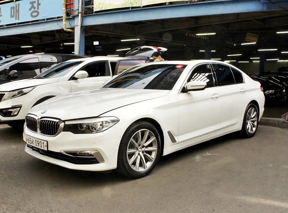 BMW 5시리즈 520i 럭셔리 사진 2