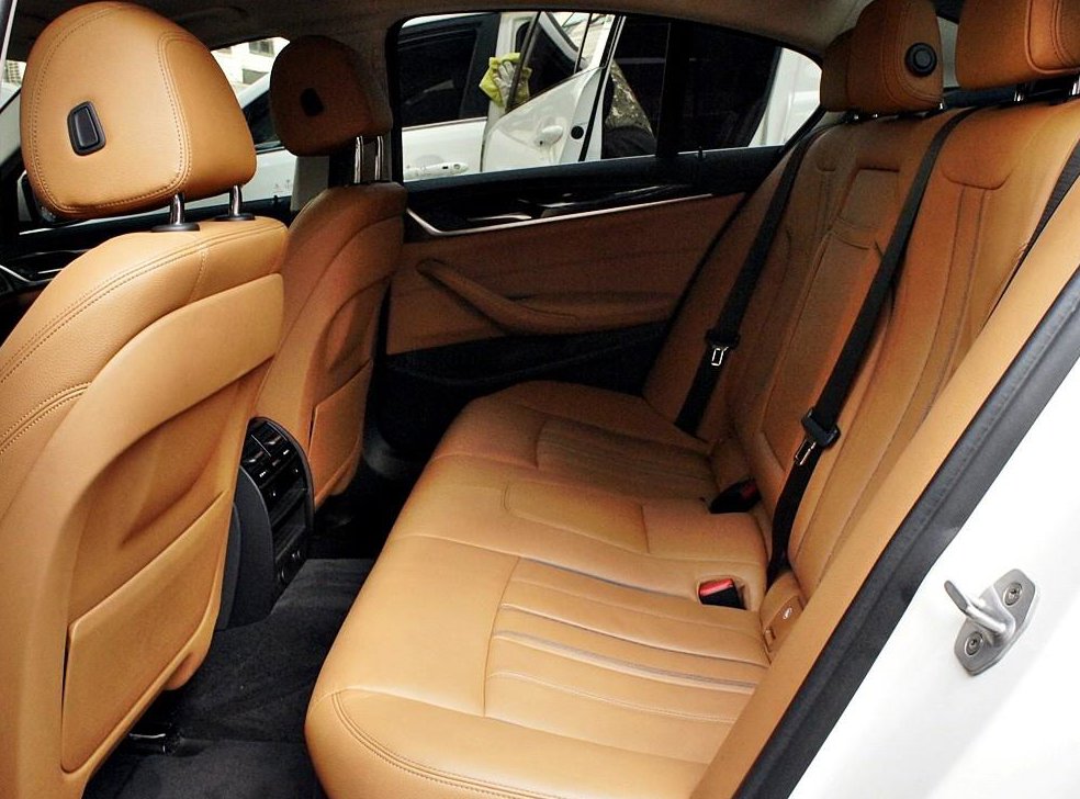 BMW 5시리즈 520i 럭셔리 사진 6