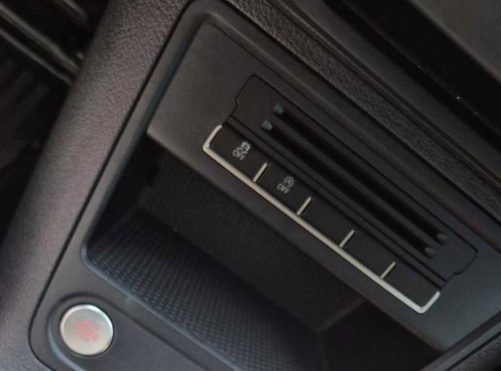 폭스바겐 티구안 2.0 TDI 컴포트 사진 16