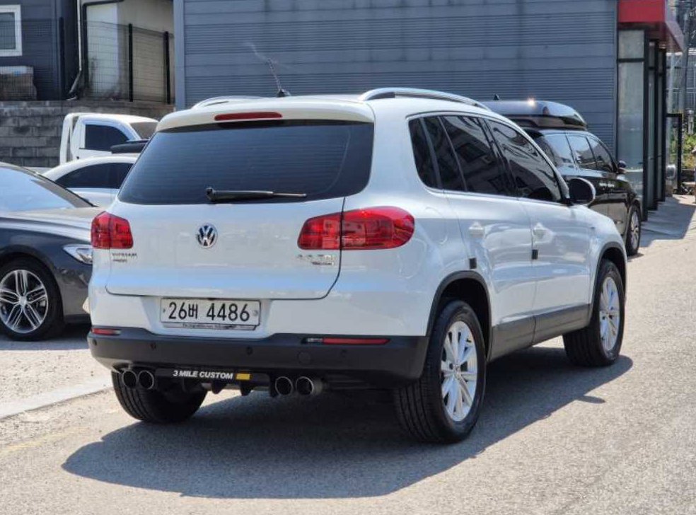 폭스바겐 티구안 2.0 TDI 컴포트 사진 3