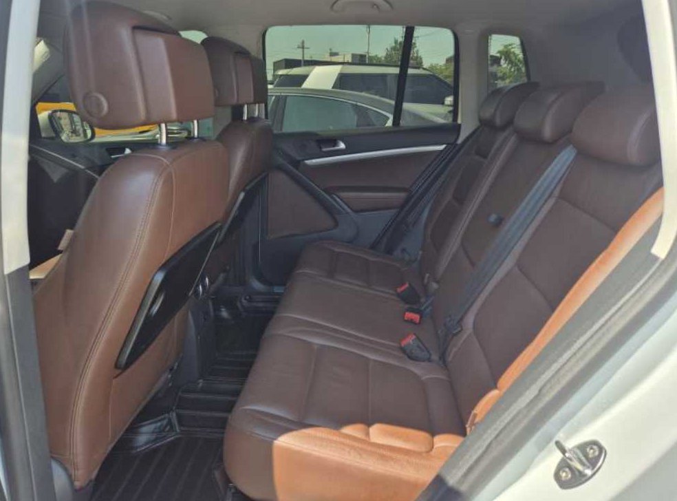 폭스바겐 티구안 2.0 TDI 컴포트 사진 7