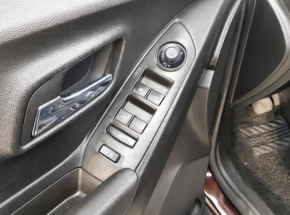 쉐보레 트랙스 1.4 LT 사진 12