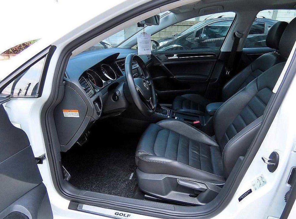 폭스바겐 골프 2.0 TDI 사진 5