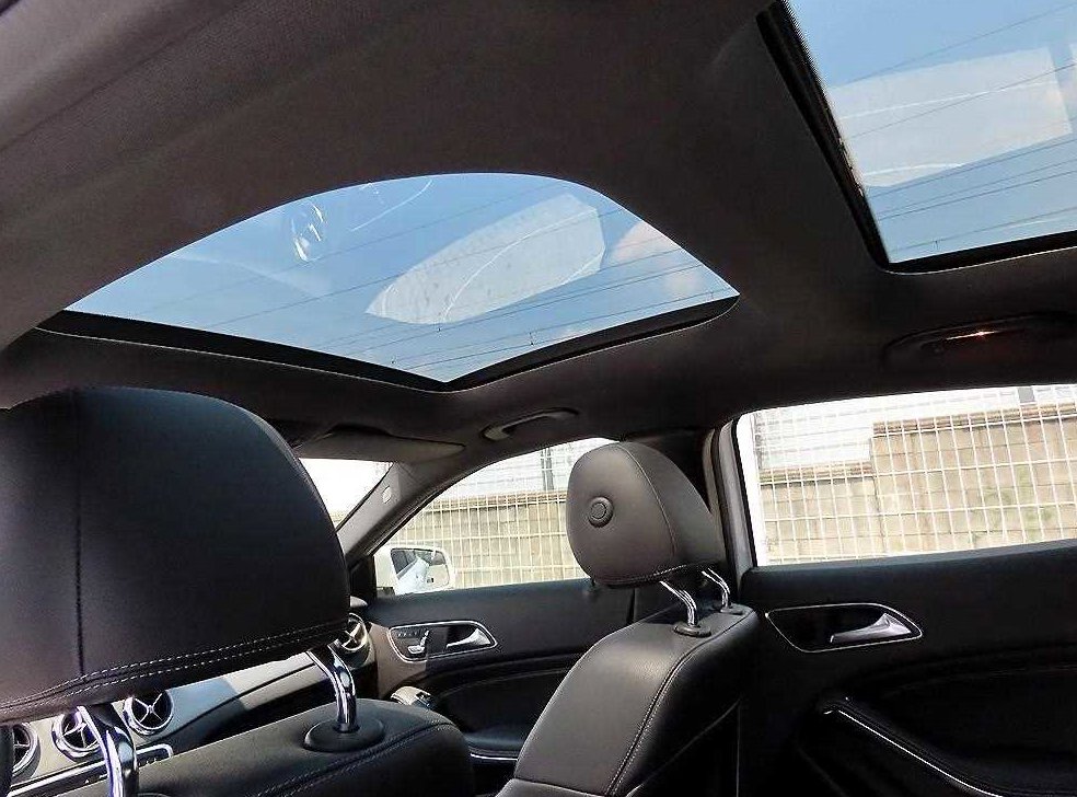 벤츠 GLA 클래스 GLA250 4MATIC 사진 16