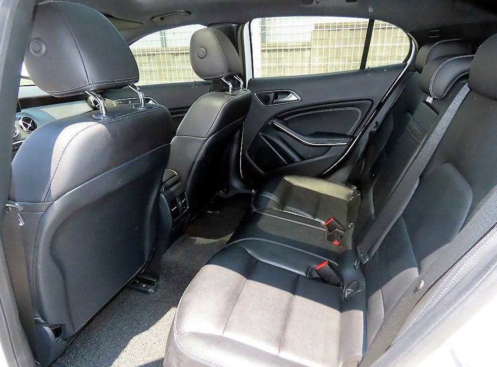 벤츠 GLA 클래스 GLA250 4MATIC 사진 6