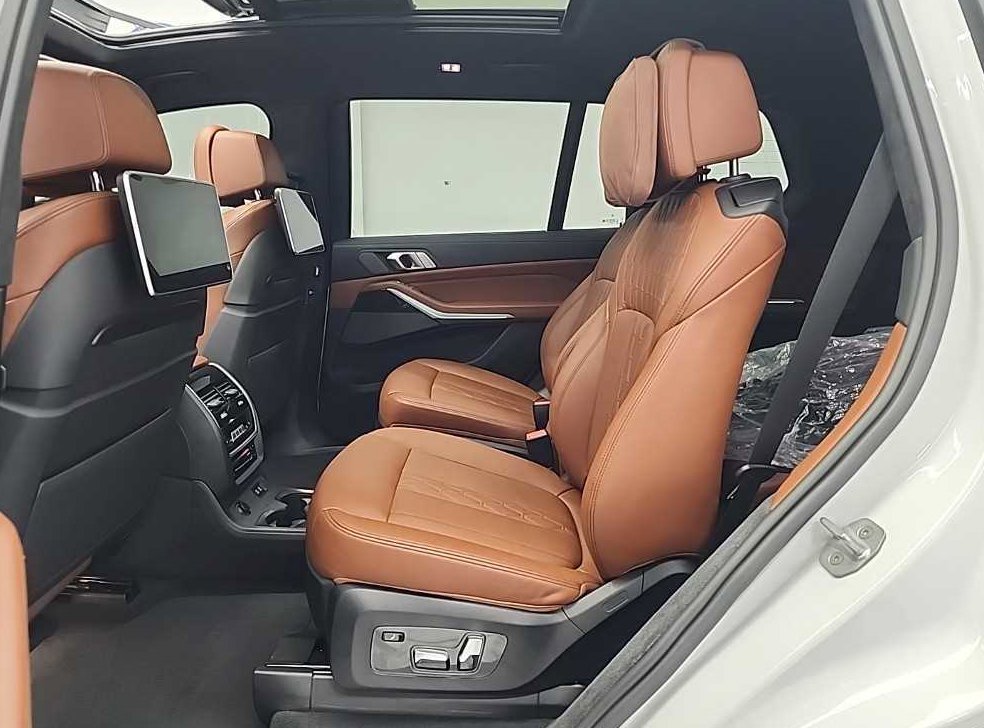 BMW X7 xDrive 40i M 스포츠 사진 12