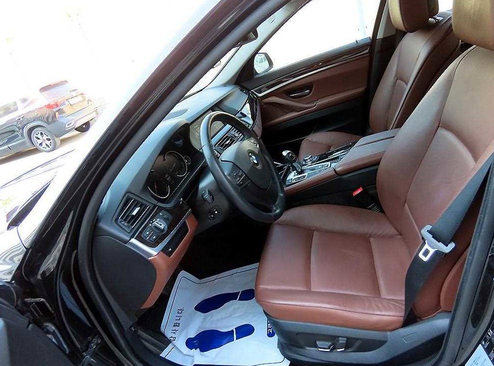 BMW 5시리즈 528i 사진 5