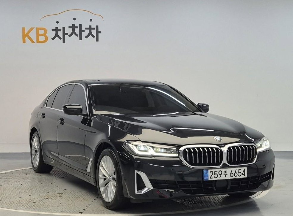 BMW 5시리즈 530i xDrive 럭셔리 사진 4