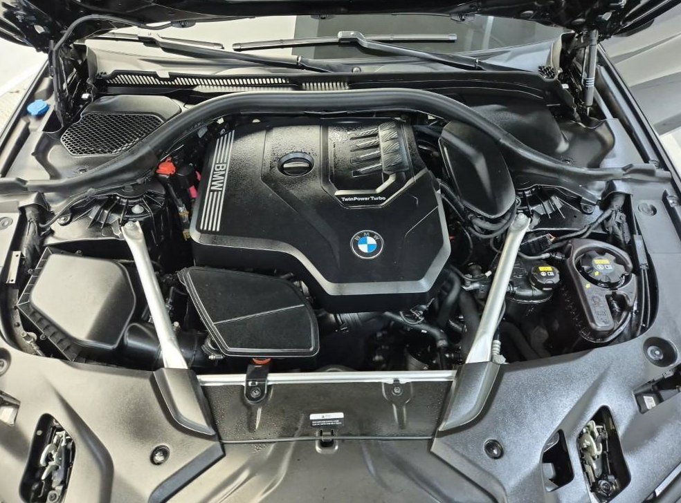 BMW 5시리즈 530i xDrive 럭셔리 사진 5
