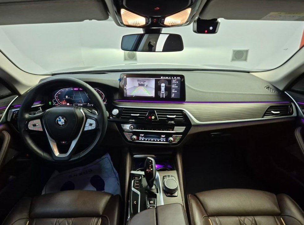 BMW 5시리즈 530i xDrive 럭셔리 사진 7