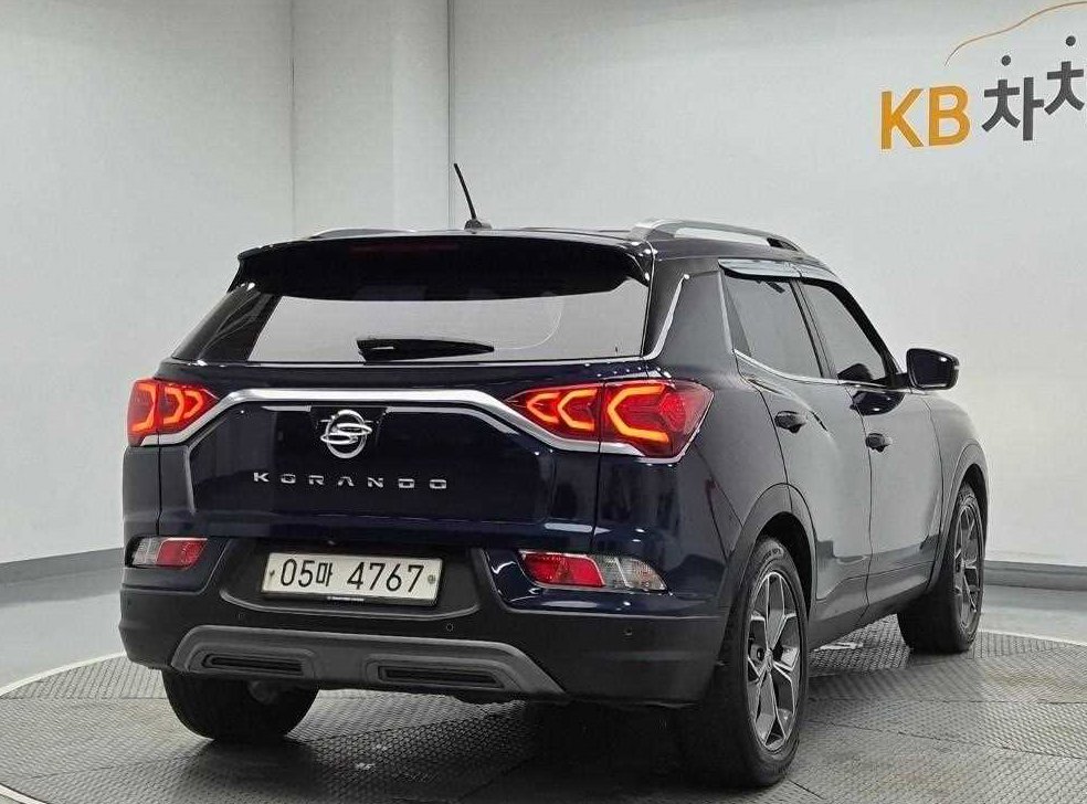 KG모빌리티(쌍용)  코란도 2WD 디젤 1.6 딜라이트 사진 3