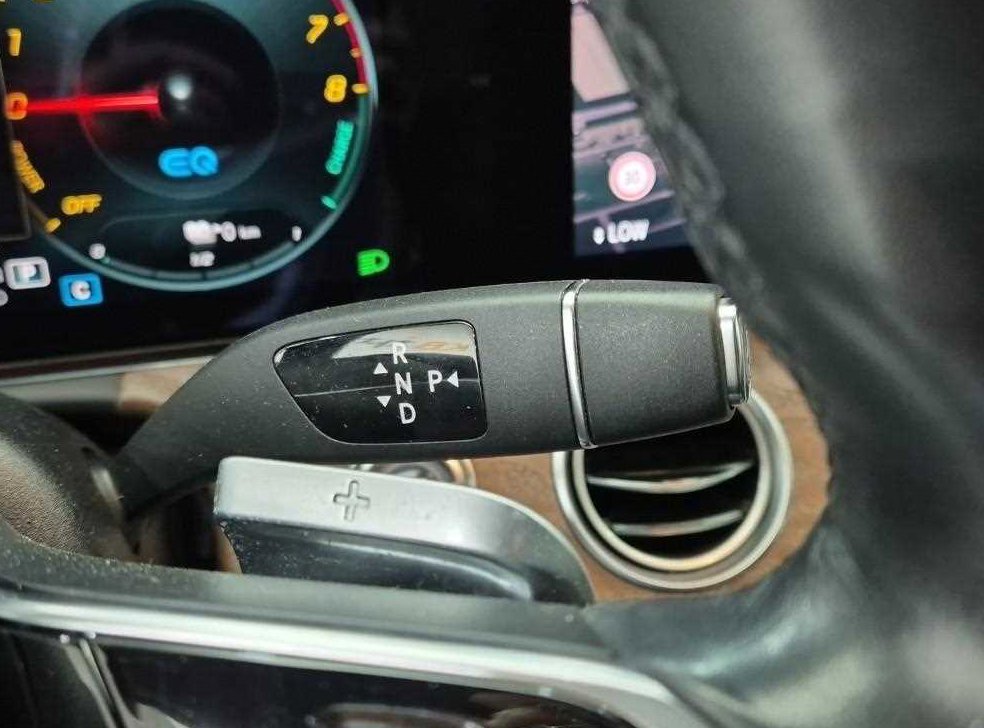 벤츠 E 클래스 E300e 4MATIC 익스클루시브 사진 8