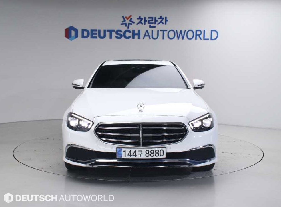벤츠 E 클래스 E250 익스클루시브 사진 3