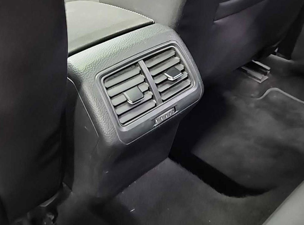 폭스바겐 골프 2.0 TDI 사진 13