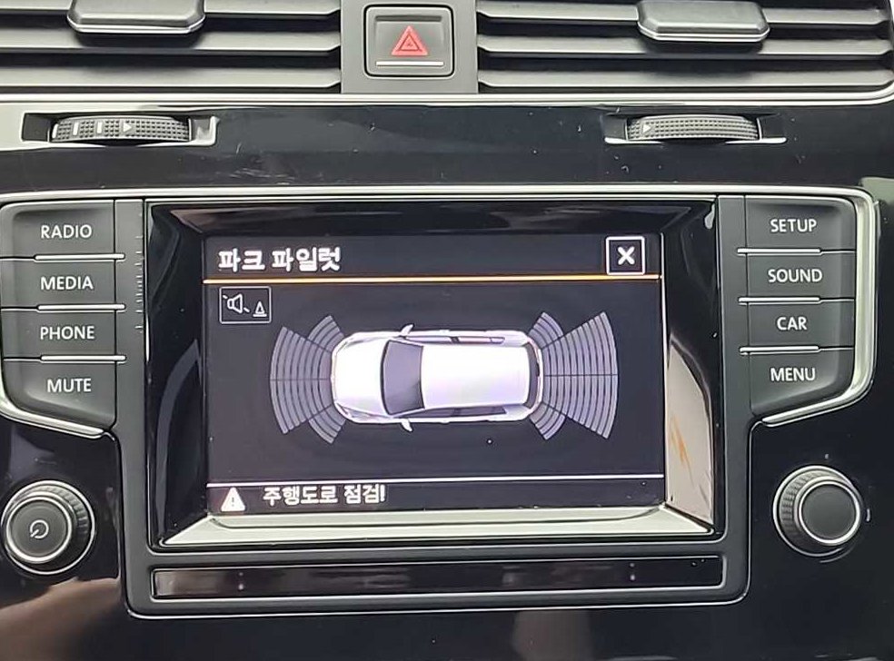 폭스바겐 골프 2.0 TDI 사진 15