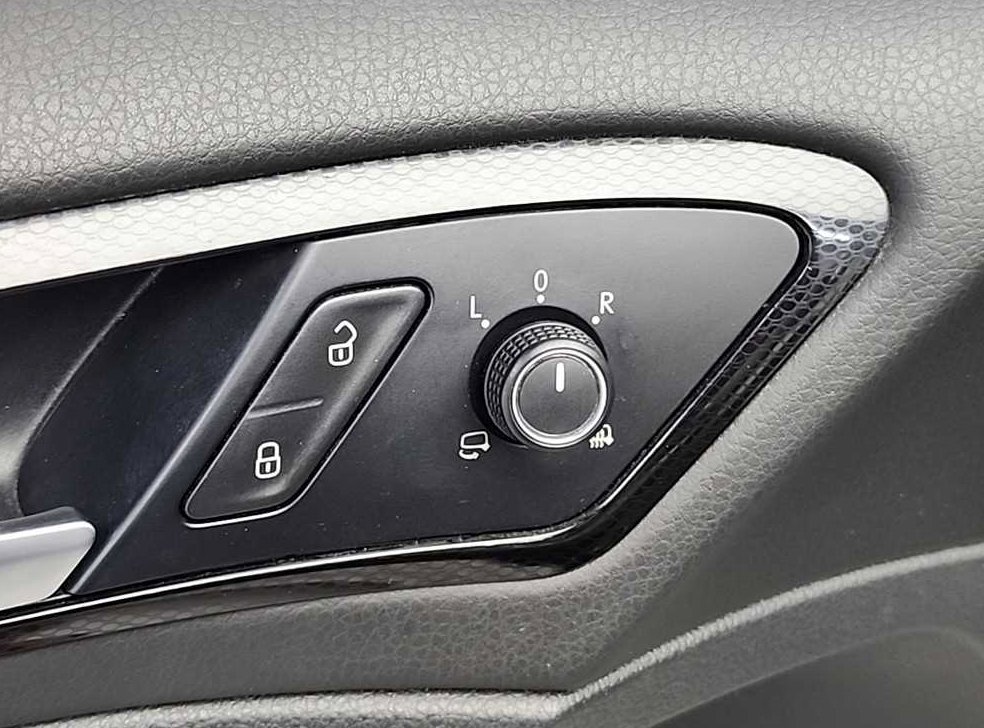 폭스바겐 골프 2.0 TDI 사진 18