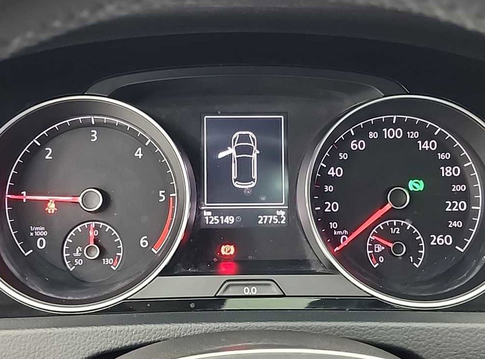 폭스바겐 골프 2.0 TDI 사진 6